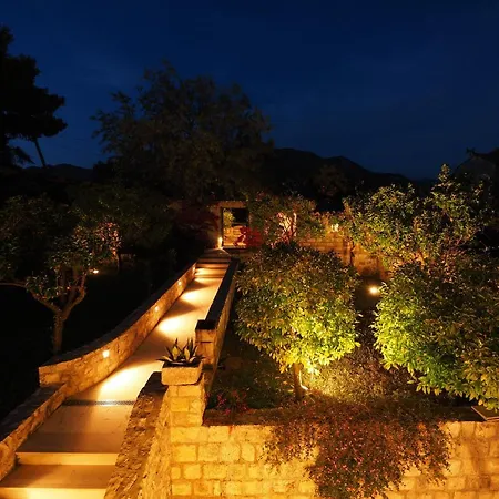 Апартаменты Charming For 3 Pax In