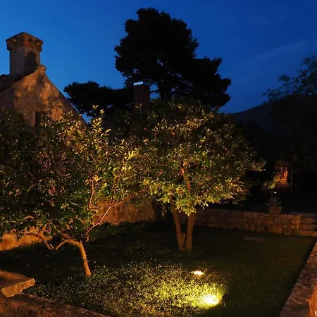 Апартаменты Charming For 3 Pax In