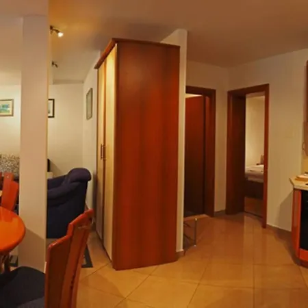 Charming For 3 Pax In Апартаменты Цавтат