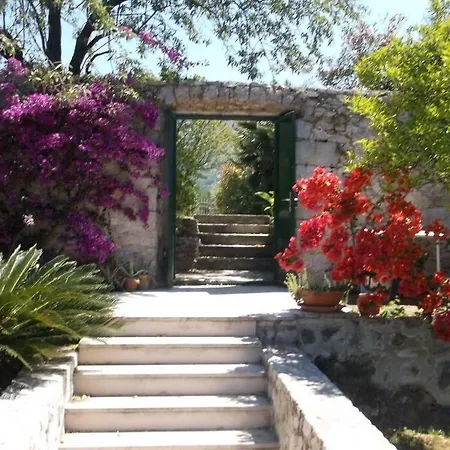 Charming For 3 Pax In *