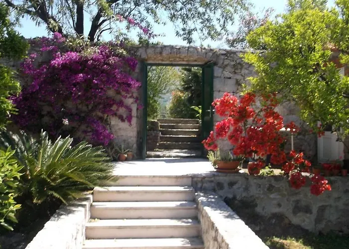 Charming For 3 Pax In *