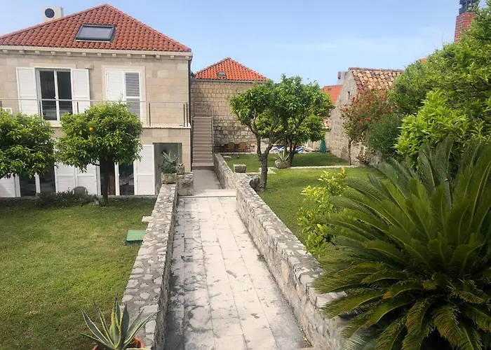 Daire Charming For 3 Pax In